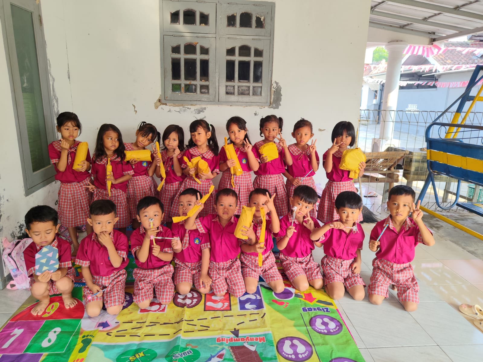 Pembagian Hadiah lomba Agustusan
